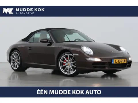 Porsche 911 Cabrio 3.8 Carrera 4S 997.1 | Handgeschakeld | Macadamia Metallic | Memory | 19 inch