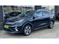 Kia e-Niro ExecutiveLine 64 kWh | SOH 100% | 3 Fase lader | Lederen bekleding |