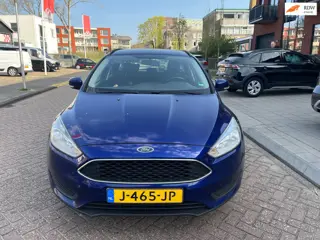 Ford Focus Wagon 1.0 Trend Edition (koppakking)
