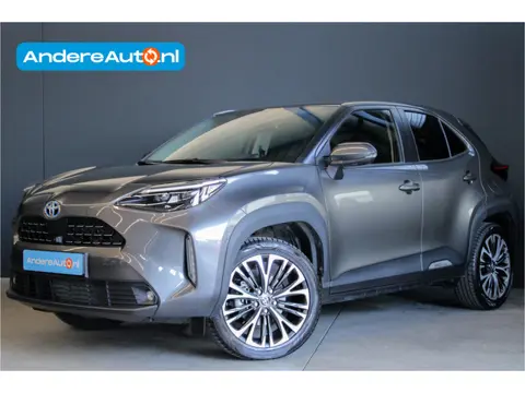 Toyota Yaris Cross 1.5 Hybrid Executive |trekhaak|pano|elek klep|360 camera|stoel/stuurverwarming|
