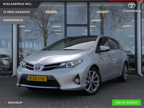 Toyota Auris 1.8 Hybrid Lease | Panoramadak | Camera | Cruise control | Climate control | Navi | Blu