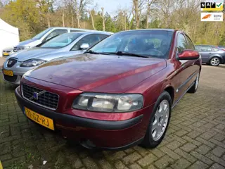 Volvo S60 2.4 AUTOMAAT