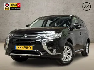 Mitsubishi Outlander 2.0 PHEV Deluxe 204Pk Automaat (NAVIGATIE, CAMERA, LEDER/ALCANTARA, KEYLESS, SP
