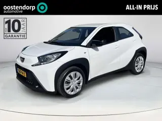 Toyota Aygo X 1.0 VVT-i S-CVT Play | Apple CarPlay/Android auto | Achteruitrijcamera | Verwarmde voo