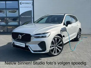 Volvo XC60 2.0 T6 Plug-in hybrid AWD R-Design Long Range | Luchtvering | Panorama dak | Memory | Har