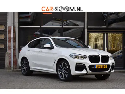 BMW X4 xDrive20i High Executive Edition M-Sport Pano Camera HK