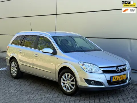 Opel Astra Wagon 1.6 Temptation Airco | Cruise | Stuurbed | Park Sensor | Trekhaak |