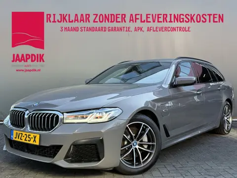 BMW 5 Serie Touring BWJ 2022 530e xDrive 184 PK High Executive M-Sport AUTOMAAT | TREKHAAK ELEKTR. |