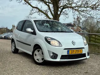 Renault Twingo 1.2-16V Dynamique | Automaat + '' 58.000 KM '' + 2de Eigenaar Nu € 4.975,-!!!