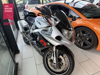 Suzuki BWJ 2003 | GSX R 750 142 PK| Achterband z.g.a.n. 2023 | NW. ACCU | Fijne motor, rijdt en scha