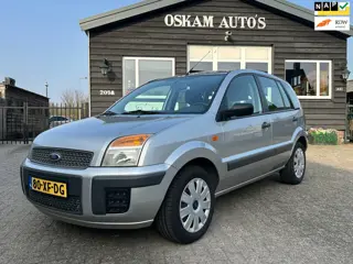 Ford Fusion 1.4-16V Champion ,trekhaak ,airco