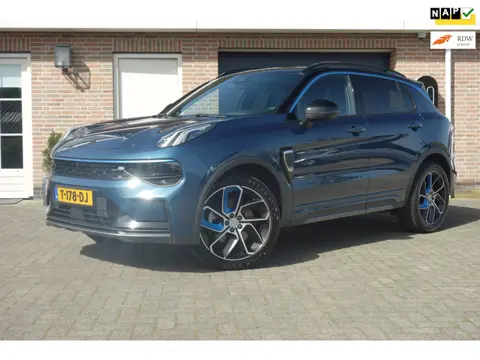 Lynk & Co 01 1.5 lichte zijschade