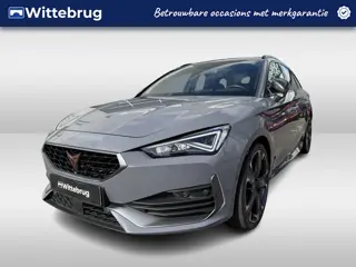 CUPRA Leon Sportstourer 1.4 e-Hybrid 245pk Performance DSG Automaat Panoramadak / 19"LM velgen / App