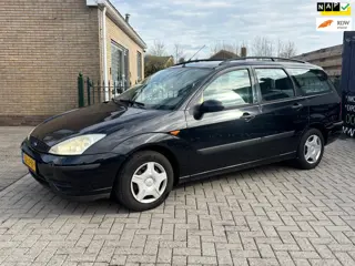 Ford Focus Wagon 1.6-16V Centennial |airco | trekhaak | lange apk | nieuwe db riem |