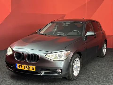 BMW 1-serie 118i Business | Zo Mee | Lees Tekst | Read Text