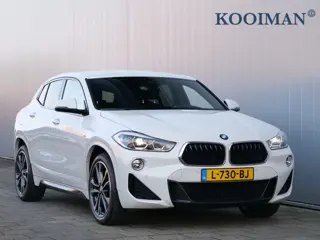BMW X2 sDrive18i High Executive M-Sport 19 Inch / LED / Trekhaak / Stoelverwarming