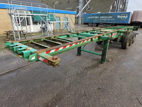 Renders BPW Renders BPW Containerchassis 2000 – 3 Assen – 29 Ton Laadvermogen – Trommelremmen – Luch