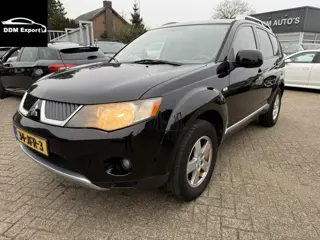 Mitsubishi Outlander 2.4 INSPIRE | Cima | LMV | Trekhaak |