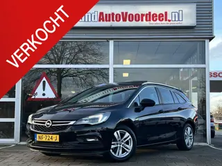 Opel Astra Sports Tourer 1.4 Business+ / Camera / Navi / Open Dak / 2017