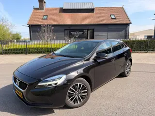 Volvo V40 2.0 D2 Nordic+ Leer/Stof Navigatie Full-led
