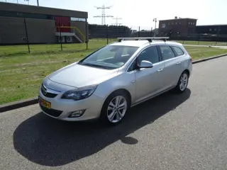 Opel Astra Sports Tourer 1.4 Turbo Sport