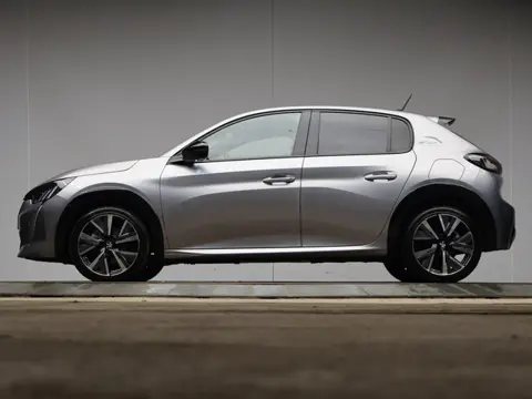 Peugeot 208 1.2 PureTech GT-line (APPLE CARPLAY,CAMERA,LED,NAVI,CRUISE,CLIMATE,SPORTSTOELEN,GETINT,L