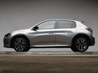 Peugeot 208 1.2 PureTech GT-line (APPLE CARPLAY,CAMERA,LED,NAVI,CRUISE,CLIMATE,SPORTSTOELEN,GETINT,L