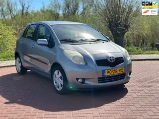Toyota Yaris 1.3 VVTi Sol NAP/AIRCO/5DRS