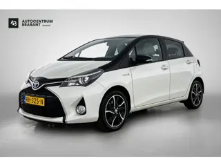 Toyota Yaris 1.5 Hybrid Dynamic Bi-Tone(Goed OnderH, Camera, StoelV, Cruise Con, Climate Con, Etc)