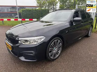 BMW 5-serie Touring 540i xDrive High Exe M-Sport Panodak Trekhaak Dealeronderh