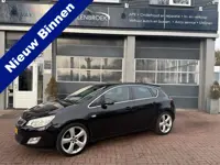 Opel Astra 1.6 Cosmo 116pk bj 2010 Automaat sportief !!