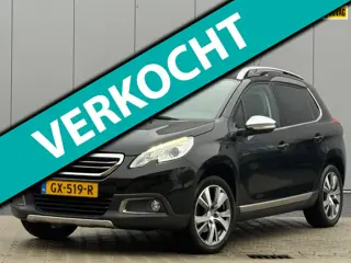 Peugeot 2008 1.2 PureTech 110pk Allure - Noir Perla - Panorama/Nav/Clima/Cruise