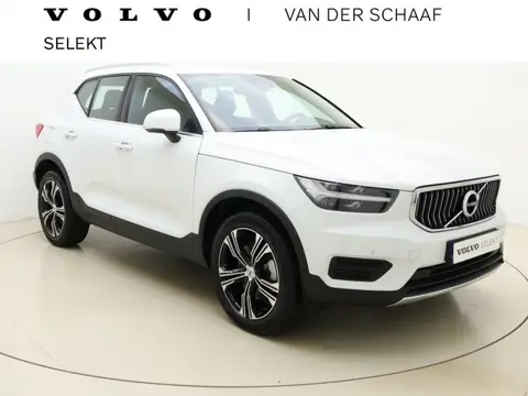 Volvo XC40 T4 211pk Inscription / Leder / BLIS / Adaptieve cruise / Stoel-Stuur verwarming / 19 inch