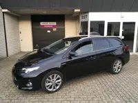 Toyota Auris Touring Sports 1.8 Hybrid Lease+ / LEDER / PANODAK / CAMERA / FULL OPTIONS