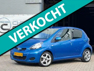 Toyota Aygo 1.0|NAP|AIRCO|PDC|NIEUWEAPK|5DEURS|LM|TOPSTAAT!