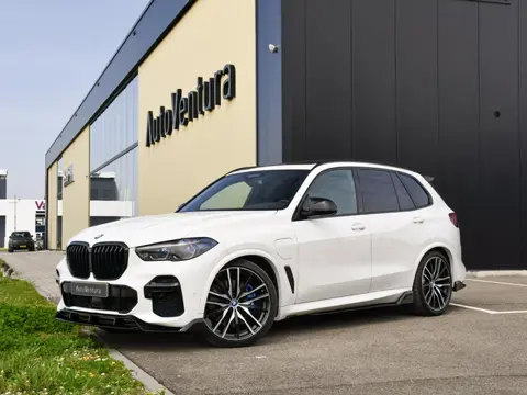 BMW X5 xDrive45e High Executive | M-Sport | Pano | 22" | 4-Wielsturing | Softclose | Trekhaak | Adap
