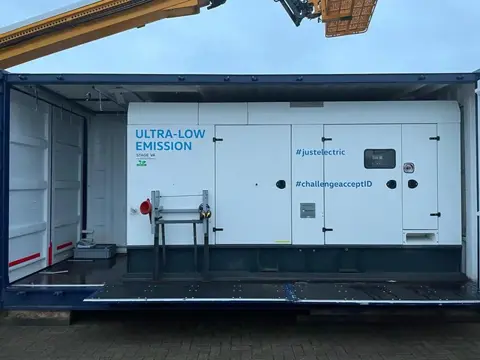 MTU Mecc Alte Spa 550 kVA Supersilent generatorset Stage 5 ! Ultra Low Emission ! As New !