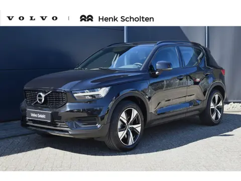 Volvo XC40 T4 Recharge R-Design | Adaptive Cruise Control | Parkeersensoren voor + achter | Parkeerc