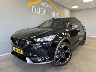 CUPRA Formentor 1.4 TSI e-Hybrid Trekhaak/Sfeerverlichting/Carplay/Stoelverwarming/