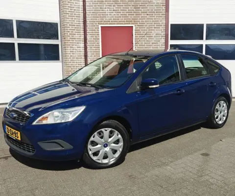 FORD FOCUS  1.4 16V TREND - Airco - Cruise control - Prijs is all 