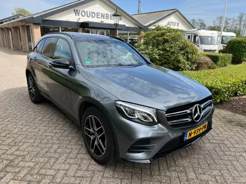 MERCEDES-BENZ GLC-KLASSE GLC 250 4-Matic AMG, Night, pano dak, trekhaak, Sfeer