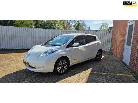 Nissan LEAF Tekna 30 kWh Full Option 360Camera Bose Sound