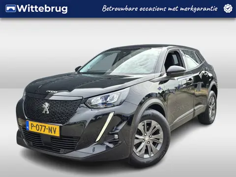Peugeot 2008 1.2 PureTech Active Pack | Navigatie | Camera | Lichtmetalen Velgen | Apple Carplay en 