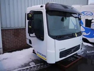 Cabine Volvo FL-7 DAG CABINE RHD