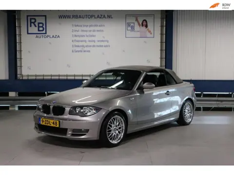 BMW 1-serie Cabrio 118i Executive / APK 2027 / LEUKE AUTO ! ! !