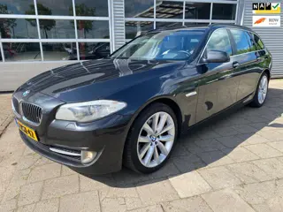 BMW 5-serie Touring 523i High Executive ( EXPORTPRIJS)