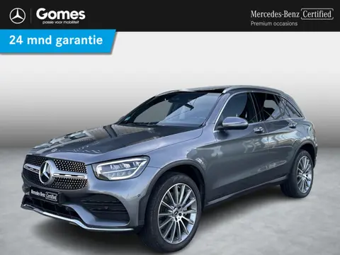 Mercedes-Benz GLC-klasse 300e 4MATIC AMG Line | Panoramadak | Trekhaak | Stoelverwarming