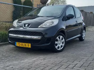 PEUGEOT 107 1.0-12v xs / 5 deurs/ Airco
