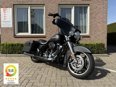 Harley-Davidson 96 FLHX Street Glide l ORIGINEEL NEDERLANDSE MOTOR l 2e EIGENAAR / MATT ZWART l 54.0