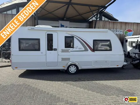 Bürstner Averso Top 535 TL 2015 Mover,Airco,Luifel!!